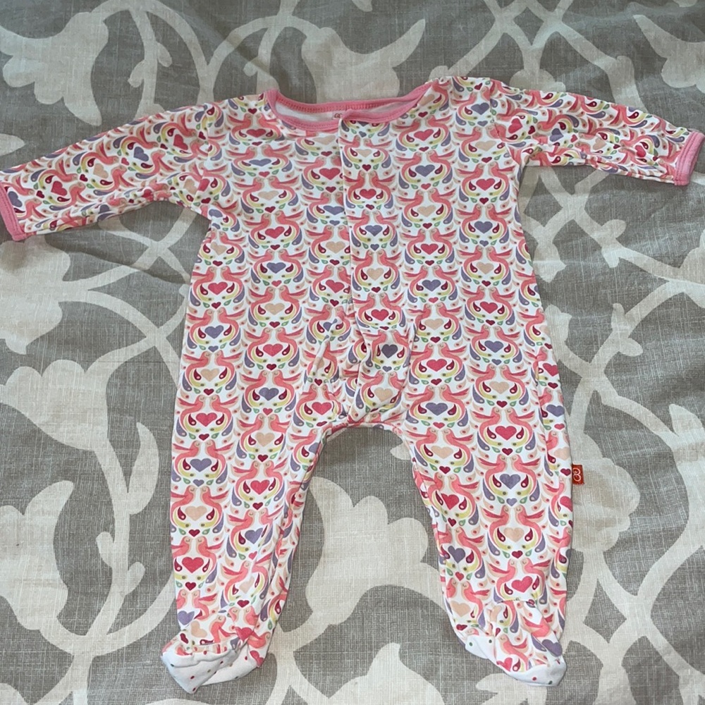 Magnetic me sleeper in love birds print